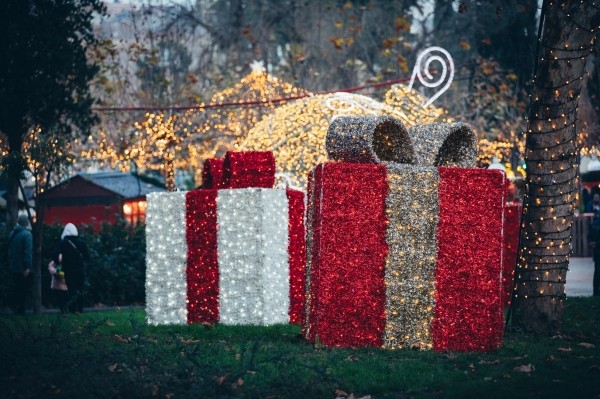 В Тбилиси открылась «Новогодняя деревня». ФОТО.