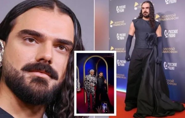 Еще один Хвича Кварацхелия - грузинский певец, позирующий с Киркоровым на красной дорожке в России: его стиль - тема обсуждения в российских СМИ Еще один Хвича Кварацхелия - грузинский певец, позирующий с Киркоровым на красной дорожке в России: его стиль - тема обсуждения в российских СМИ