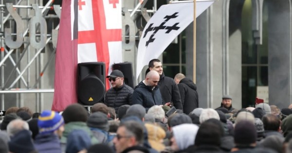 В «Альт-инфо» требуют задержать активистку Перадзе и обещают властям «большие проблемы» В «Альт-инфо» требуют задержать активистку Перадзе и обещают властям «большие проблемы»