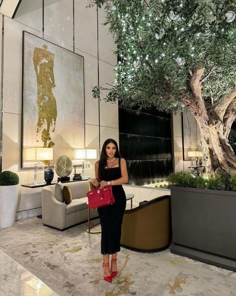 Сумка за 35 000 долларов, платье за 2 200 долларов и... - звездный стиль Шорены Бегашвили: сколько стоит самый дорогой наряд актрисы Сумка за 35 000 долларов, платье за 2 200 долларов и... - звездный стиль Шорены Бегашвили: сколько стоит самый дорогой наряд актрисы