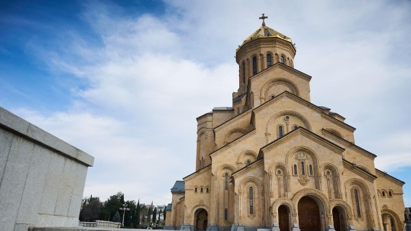 Осквернение иконы в главном храме Грузии – полиция возбудила административное дело Осквернение иконы в главном храме Грузии – полиция возбудила административное дело