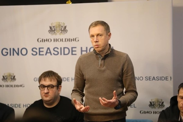 Главным тренером грузинского футбольного клуба «Телави» назначили россиянина Олега Василенко Главным тренером грузинского футбольного клуба «Телави» назначили россиянина Олега Василенко