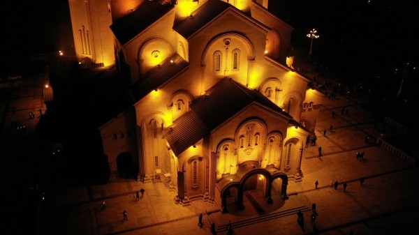 Президент Грузии: Рождество Христово – символ любви и доброты Президент Грузии: Рождество Христово – символ любви и доброты