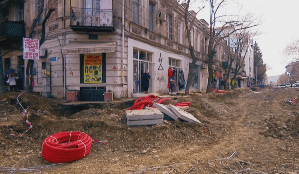 Мэрия Тбилиси расторгла соглашения на ремонт проспекта Церетели — что происходит?