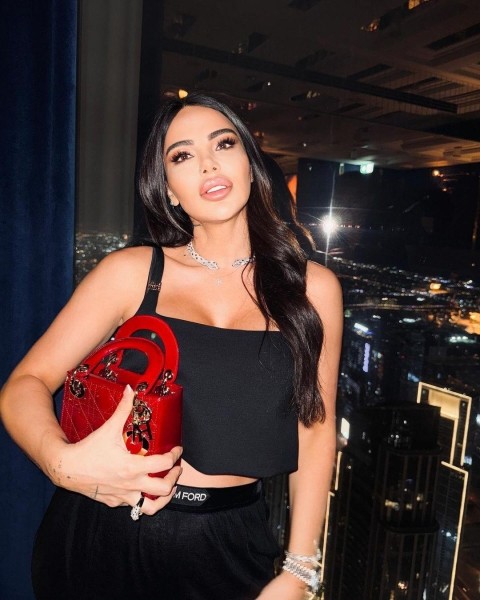 Сумка за 35 000 долларов, платье за 2 200 долларов и... - звездный стиль Шорены Бегашвили: сколько стоит самый дорогой наряд актрисы Сумка за 35 000 долларов, платье за 2 200 долларов и... - звездный стиль Шорены Бегашвили: сколько стоит самый дорогой наряд актрисы