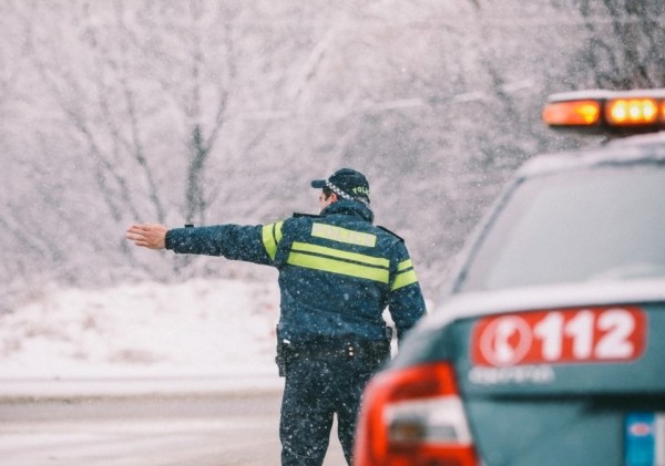 Из-за непогоды на дорогах Грузии действуют ограничения Из-за непогоды на дорогах Грузии действуют ограничения