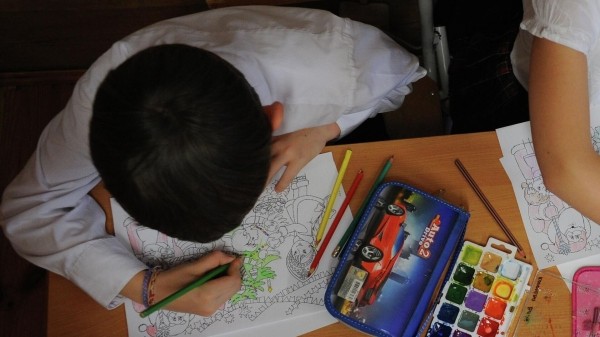 В школах Грузии возобновился учебный процесс В школах Грузии возобновился учебный процесс