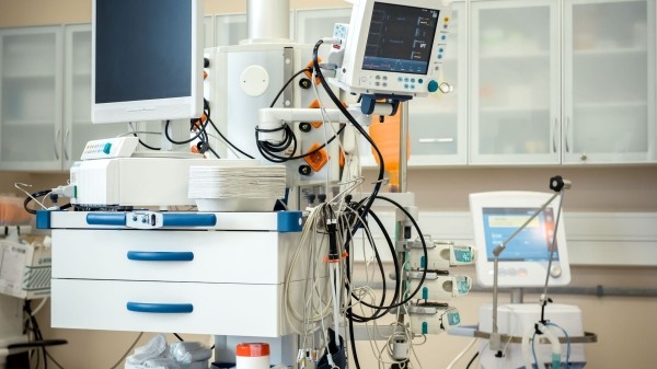 Впервые на Кавказе – грузинские врачи проведут операцию при помощи робота Впервые на Кавказе – грузинские врачи проведут операцию при помощи робота