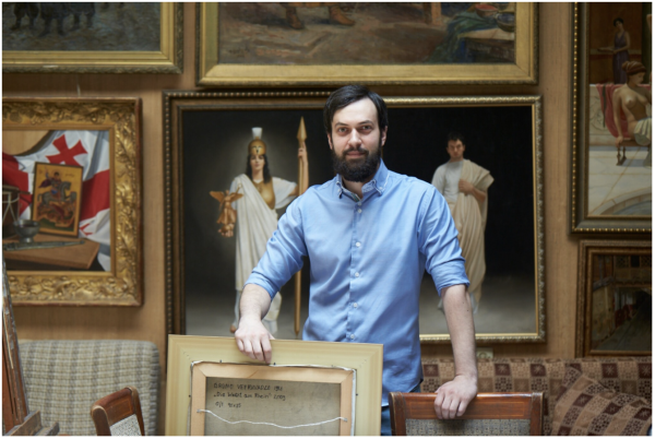 НАСА отправило на Луну цифровую копию картины грузинского художника