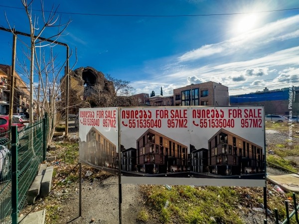 Храм в Тбилиси на грани полного разрушения – армянская община бьет тревогу