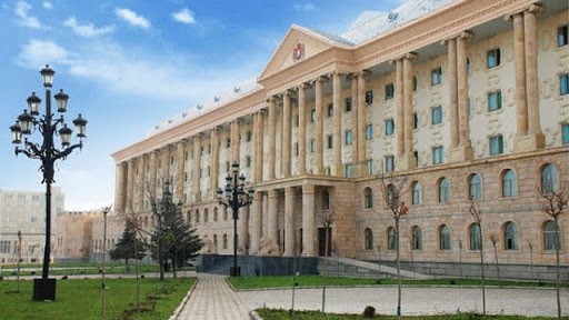 В Грузии гражданина Ирана приговорили к 18 годам тюрьмы за транзит крупной партии героина