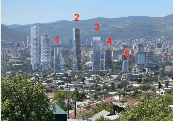 Еще один спорный проект – близ площади Героев в Тбилиси хотят построить пять небоскребов