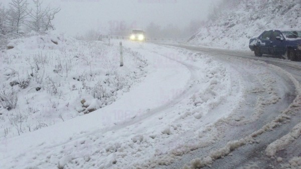 На перевале Накерала на западе Грузии запретили передвижение транспорта