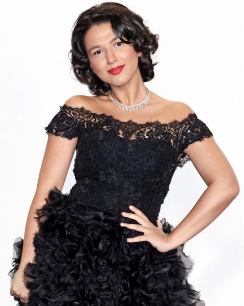 «В 1990-е годы у моей семьи не было денег, иногда дома было очень мало еды...» - Что рассказывает Хатия Буниатишвили и какой собственностью она владеет