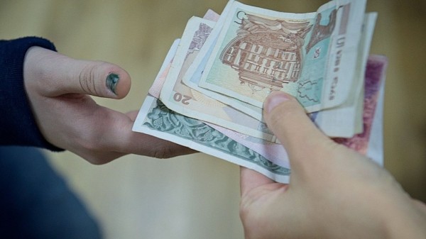 Сколько человек получают пенсию и соцпомощь в Грузии – новые данные