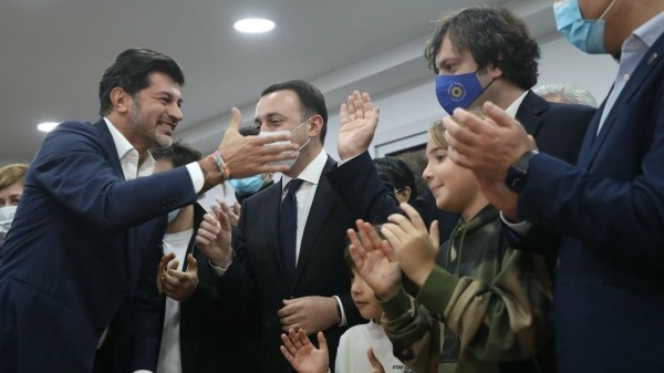 Рокировка взамен хода конем &ndash; перестановки на политической сцене Грузии