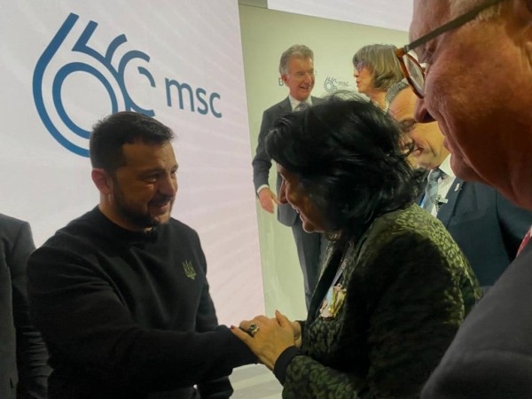 Зурабишвили и Зеленский обменялись парой фраз в Мюнхене. Почему это важно?