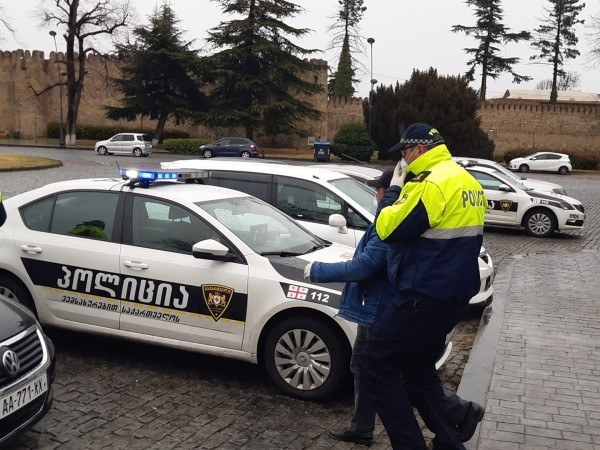 Десять человек задержаны в Грузии за наркопреступления Десять человек задержаны в Грузии за наркопреступления