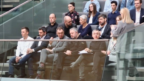 Зураба Адеишвили заметили в Бундестаге — Тбилиси ждет разъяснений от Германии Зураба Адеишвили заметили в Бундестаге — Тбилиси ждет разъяснений от Германии