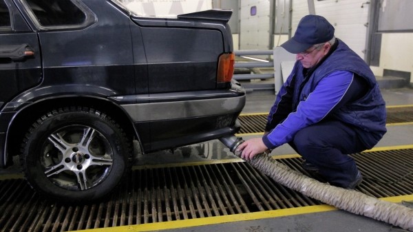 За загрязнение воздуха в Грузии оштрафованы более 4,5 тысячи водителей За загрязнение воздуха в Грузии оштрафованы более 4,5 тысячи водителей