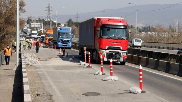 Автомагистраль Восток-Запад – мост через реку Арагви отремонтируют на этой неделе