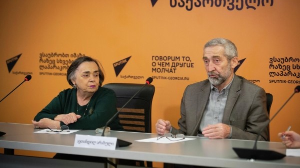 Круглый стол ко Дню родного языка