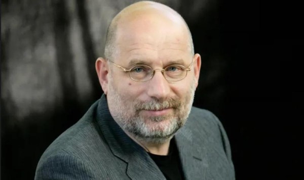 «Добро пожаловать назад, под крыло двуглавого орла - Грузины, не позволяйте сделать это с вами. Берегите свободу» - Борис Акунин «Добро пожаловать назад, под крыло двуглавого орла - Грузины, не позволяйте сделать это с вами. Берегите свободу» - Борис Акунин