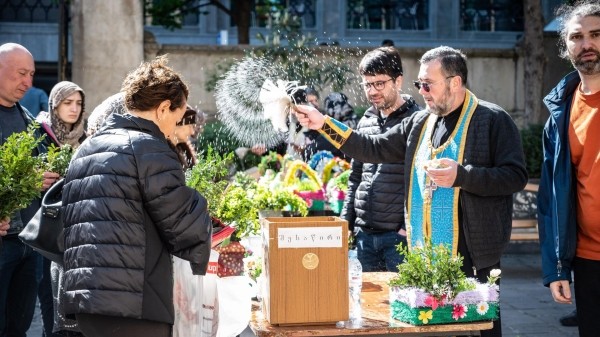 Вербное воскресенье, или Бзоба, празднуют в Грузии Вербное воскресенье, или Бзоба, празднуют в Грузии