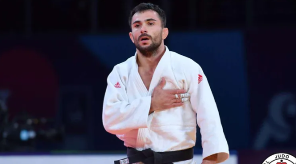 Грузин Важа Маргвелашвили завоевал золото чемпионата Европы по дзюдо Грузин Важа Маргвелашвили завоевал золото чемпионата Европы по дзюдо
