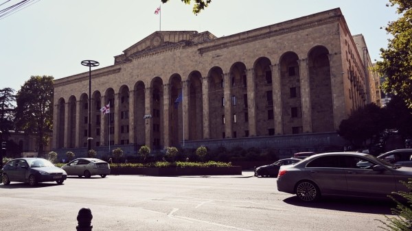 Стажировка в госведомствах Грузии станет более доступной – новый проект уже в парламенте