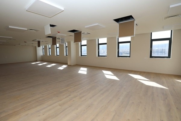 Минздрав показал новую инфекционную больницу в Тбилиси