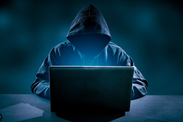 Угрозы через телеграм канал срывают учебу в школах Тбилиси Угрозы через телеграм канал срывают учебу в школах Тбилиси