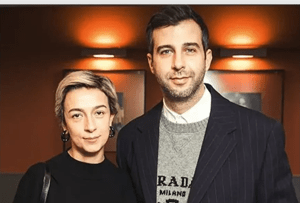 Заблокированный в России известный телеведущий приехал в Грузию с женой-грузинкой - видео Ивана Урганта из Грузии Заблокированный в России известный телеведущий приехал в Грузию с женой-грузинкой - видео Ивана Урганта из Грузии