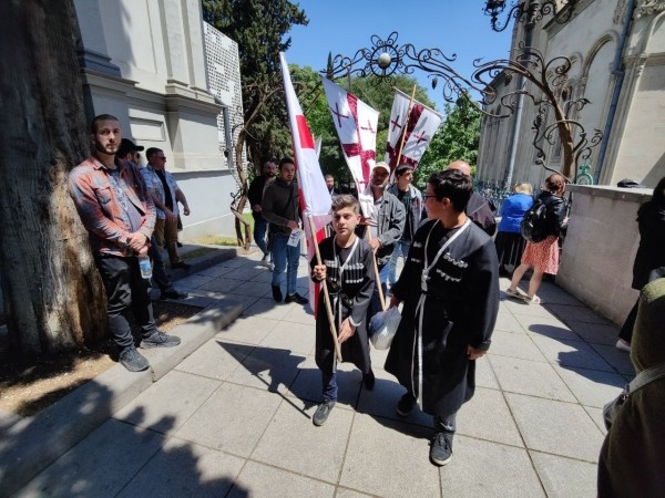 Правительство Грузии объявило день святости семьи 17 мая выходным