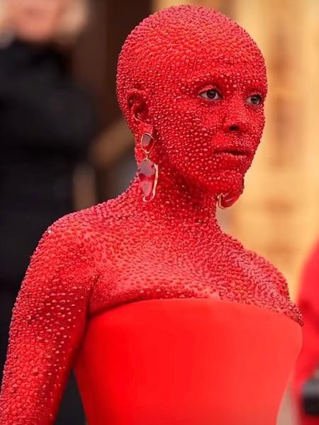 Гурам Гвасалия на свидании со скандальной певицей и ажиотаж вокруг них - "Новые Канье и Бьянка?"