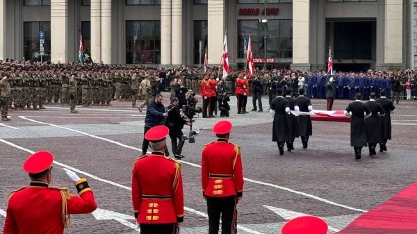 День независимости Грузии пропитан самопожертвованием и героизмом – глава Минобороны День независимости Грузии пропитан самопожертвованием и героизмом – глава Минобороны