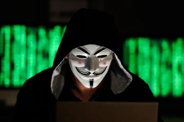 По заявлению Anonymous, нападение на участников акции в Грузии приведет к распространению информации обо всех официальных лицах власти - что пишет группа хакеров? По заявлению Anonymous, нападение на участников акции в Грузии приведет к распространению информации обо всех официальных лицах власти - что пишет группа хакеров?