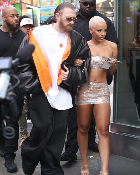 Гурам Гвасалия на свидании со скандальной певицей и ажиотаж вокруг них - "Новые Канье и Бьянка?"