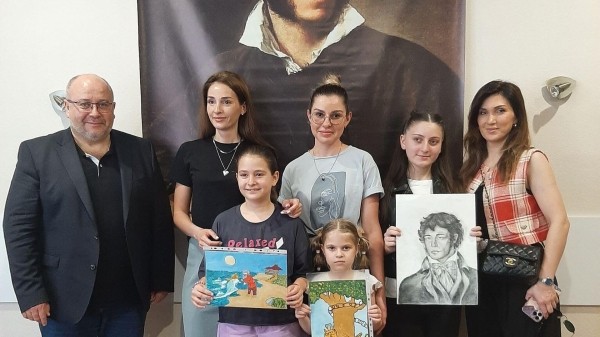 Подарок к юбилею Пушкина в Тбилиси &ndash; "Русский клуб" провел конкурс