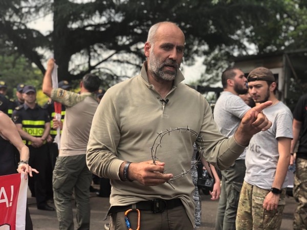 Суд в Тбилиси признал виновным лидера «Антиоккупационного движения» в неповиновении и оскорблении полиции