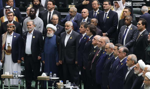 «Постыдные спекуляции» — Кобахидзе ответил на критику за участие в инаугурации президента Ирана. «Постыдные спекуляции» — Кобахидзе ответил на критику за участие в инаугурации президента Ирана.