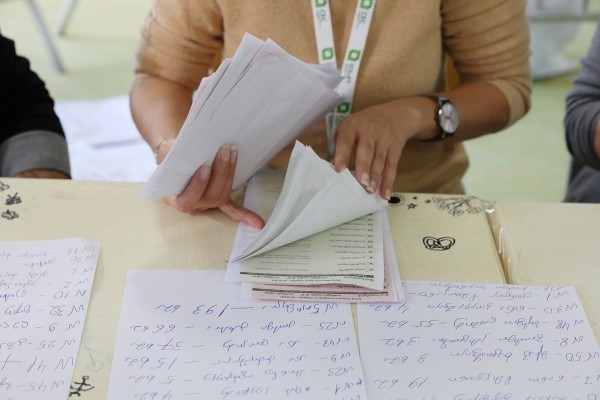 Рискованная конфигурация перед выборами в Грузии — политолог Гия Хухашвили предупредил оппозицию Рискованная конфигурация перед выборами в Грузии — политолог Гия Хухашвили предупредил оппозицию