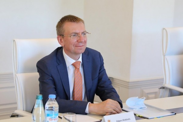 Президент Латвии: Правительство Грузии зашло слишком далеко