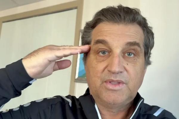 «Я выиграю. Сильнее меня парня нет» - Работающий в России телеведущий Отар Кушанашвили борется с тяжелым недугом «Я выиграю. Сильнее меня парня нет» - Работающий в России телеведущий Отар Кушанашвили борется с тяжелым недугом