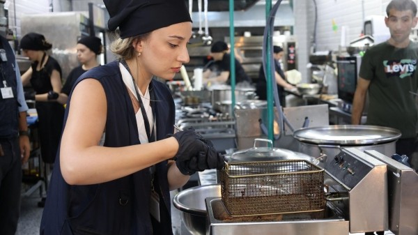 На черноморских курортах Грузии проверили кафе и рестораны &ndash; обнаружены несоответствия