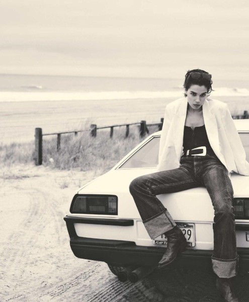 Романтичная фотосессия Матильды Гварлиани для французского издания Harper's Bazaar – очередной успех красавицы-модели Романтичная фотосессия Матильды Гварлиани для французского издания Harper's Bazaar – очередной успех красавицы-модели