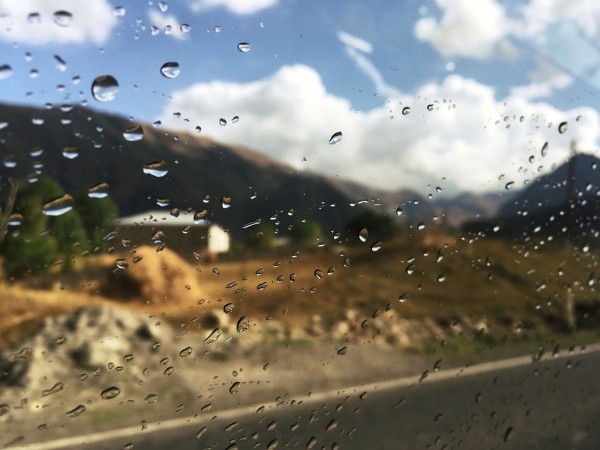 Синоптики обещают погоду с дождями в Грузии до 26 июля