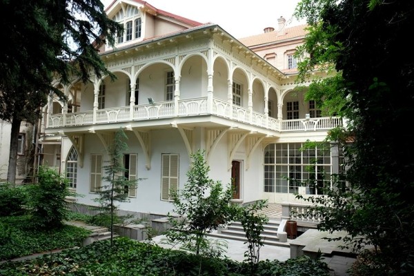 В Минкультуры Грузии объяснили, когда закончат реставрацию Дома писателей