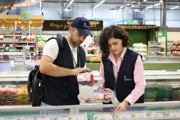 Агентство продовольствия проверило качество мороженого в магазинах Грузии Агентство продовольствия проверило качество мороженого в магазинах Грузии