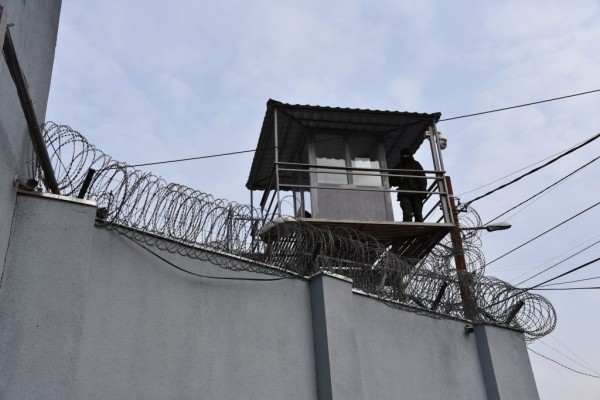 Массовое отравление заключенных произошло в тюрьме в Кутаиси